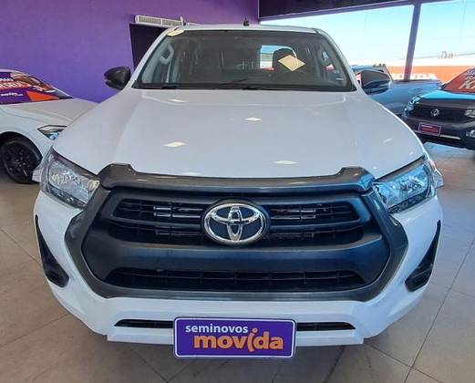 TOYOTA HILUX 2.8 D-4D TURBO DIESEL CD POWER PACK 4X4 AUTOMÁTICO